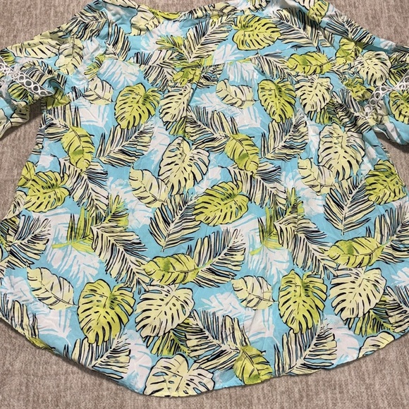 2X Crown & Ivy beachy spring top bubble sleeves crochet detail teal green white - Picture 4 of 5